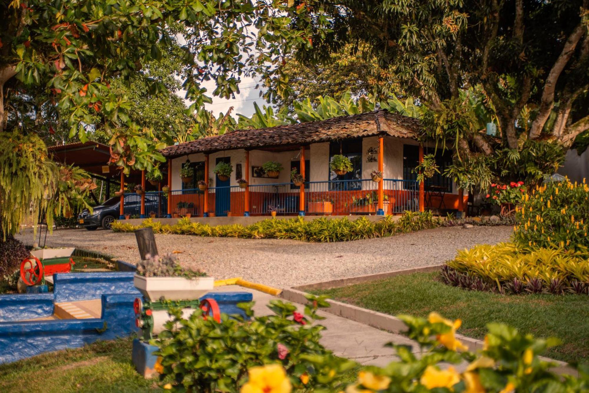 Hotel Mi Monaco Pueblo Tapao Buitenkant foto