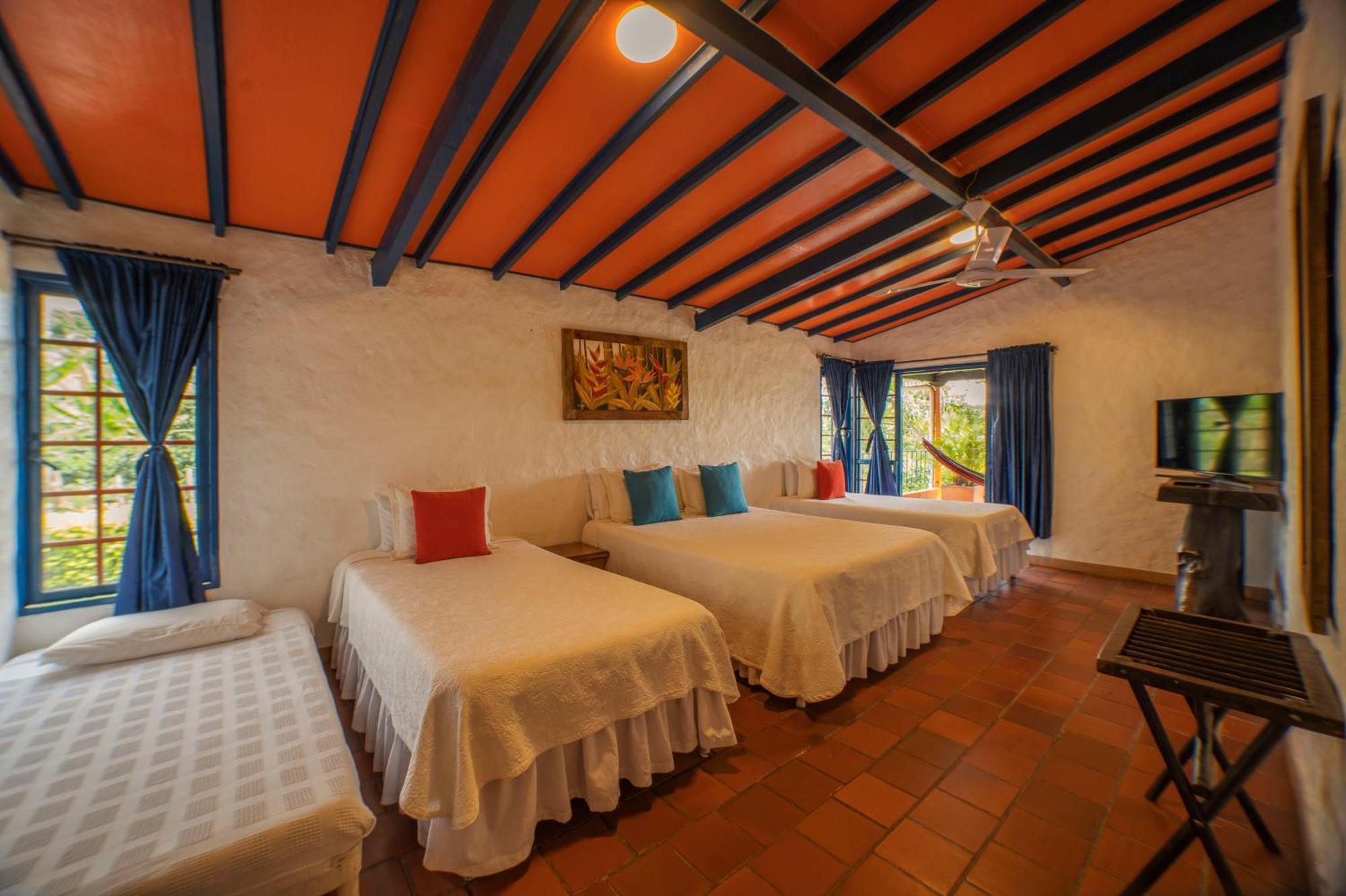 Hotel Mi Monaco Pueblo Tapao Buitenkant foto